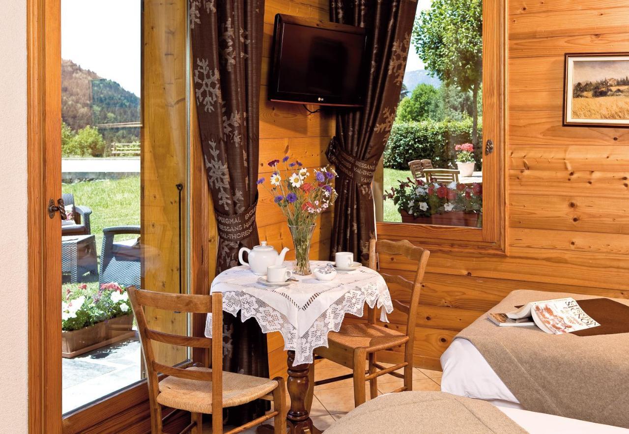 La Passerelle Chambre Au Calme Proche La Clusaz Et Grand Bornand Saint-Jean-de-Sixt Eksteriør billede